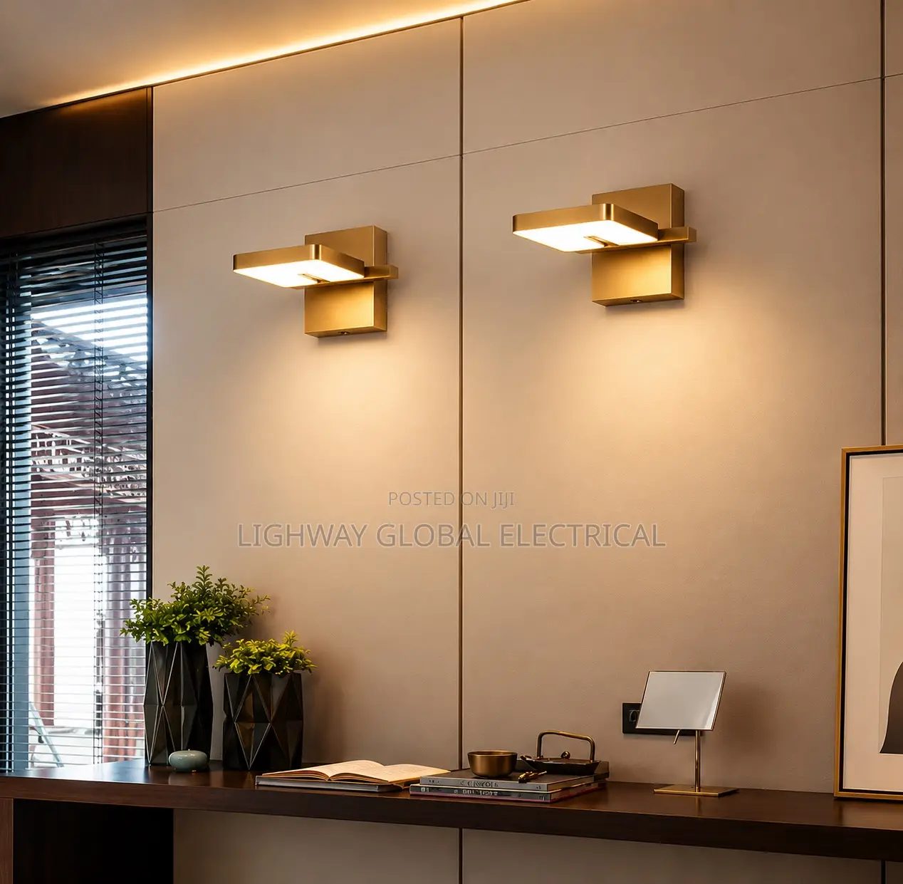 Adjustable Three in One 360 Rotatable Wall/Mirror Light 