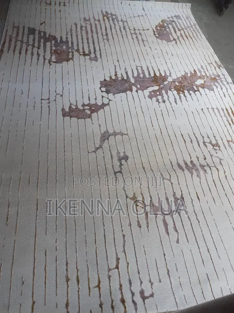 4by6 Center Rug