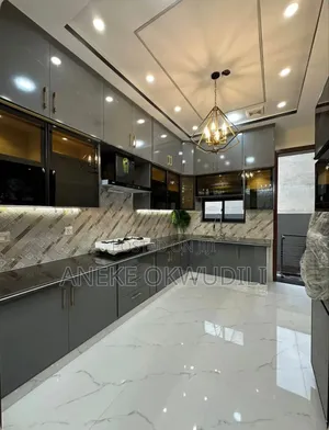 Luxury Kitchen Cabinet Design