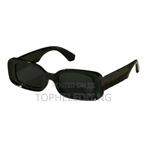 Black Retro Rectangle Sunglasses | Unisex Fashion Eyewear