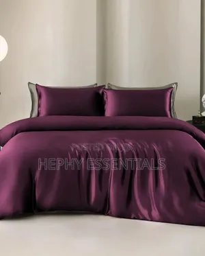 Luxury Soft Touch Bedding Set – Deep Purple Silky 6x6
