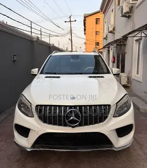 Mercedes-Benz M Class ML 350 4Matic 2013 White