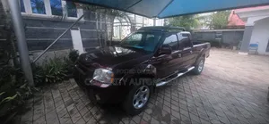 Nissan Frontier 2002 Red