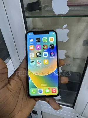 Apple iPhone X 64 GB White