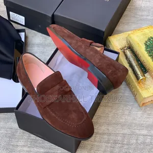 Classy Men Suede Loafer Shoes in Multicolours