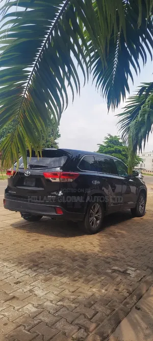 Toyota Highlander 2015 Black
