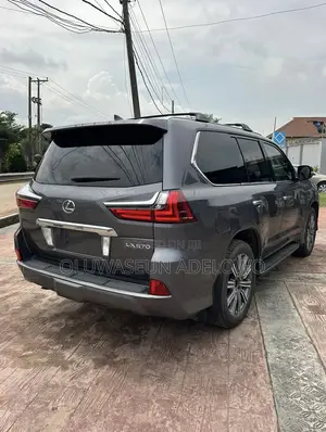 Lexus LX 570 (5 seats) AWD 2016 Gray