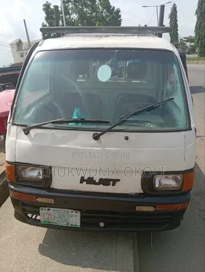 Daihatsu Hijet 2010 White