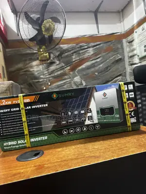 4.2kva 24v Sumry Pure Wave Wine Hybrid Solar Inverter Best Distributor