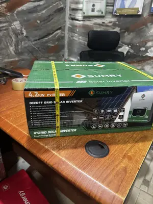 4.2kva 24v Sumry Pure Wave Wine Hybrid Solar Inverter in Ojo Lagos