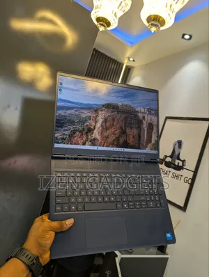 Laptop Alienware 16 Aurora 16GB Intel Core Ultra 7 SSD 512GB