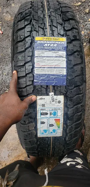 265/65/17 Dunlop Grandtrek Tires