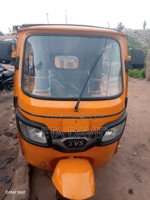 TVS King Deluxe Plus iTouch Start 2025 Yellow