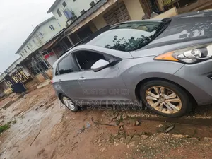 Hyundai Elantra 2015 Beige