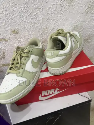 Brand New Nike Sneakers – 100% Original (Size [43]