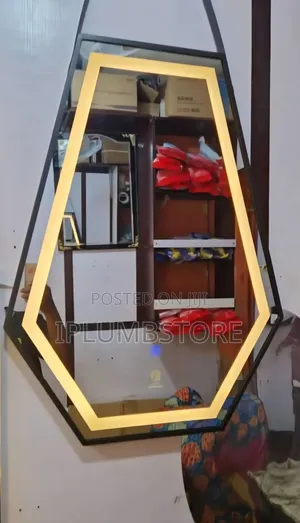 Polygonal Led Light Mirror