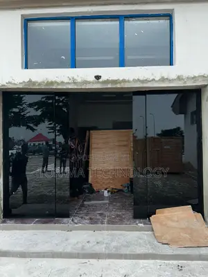Automatic Sensor Frameless Glass Doors