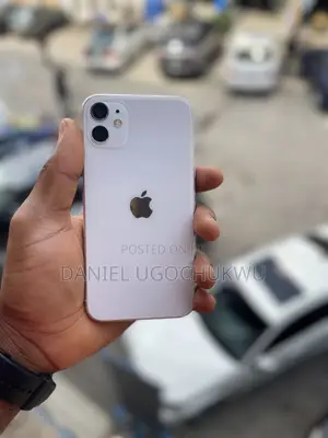 Apple iPhone 11 64 GB White