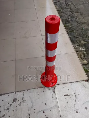 Red Plastic Traffic Delineator