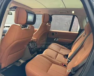 Land Rover Range Rover Vogue 2016 Black