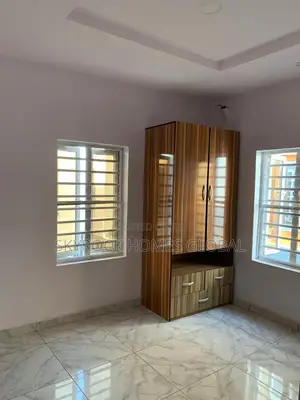 4bdrm Duplex in Ikota for rent