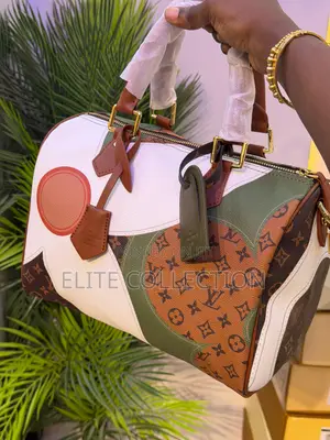 Louis Vuitton Speedy Bandoulière Bag Super Strong and Spacious,