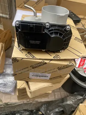 Throttle Body Toyota Corolla ,Avensis,Prius Yaris,Matrix 1zz Engine