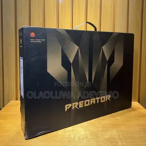New Acer Predator Helios 18 PH18-71 32GB Intel Core Ultra 9 SSD 1T
