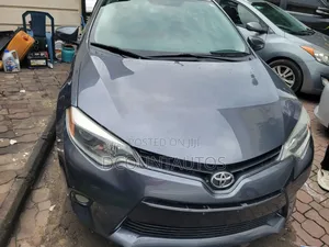 Toyota Corolla 2015 Gray
