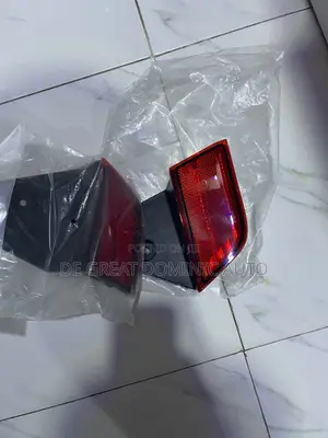 Set of Back Bumper Reflector for Mitsubishi Pajero Sport 2019