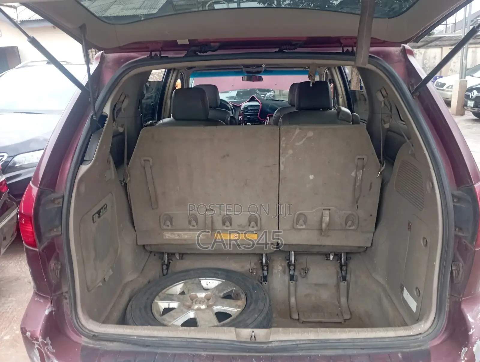 Toyota Sienna 2004 Red