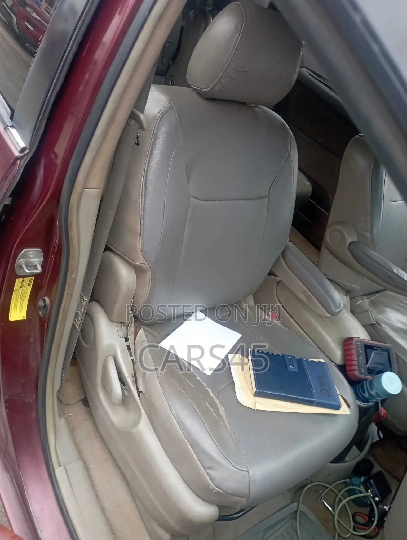 Toyota Sienna 2004 Red
