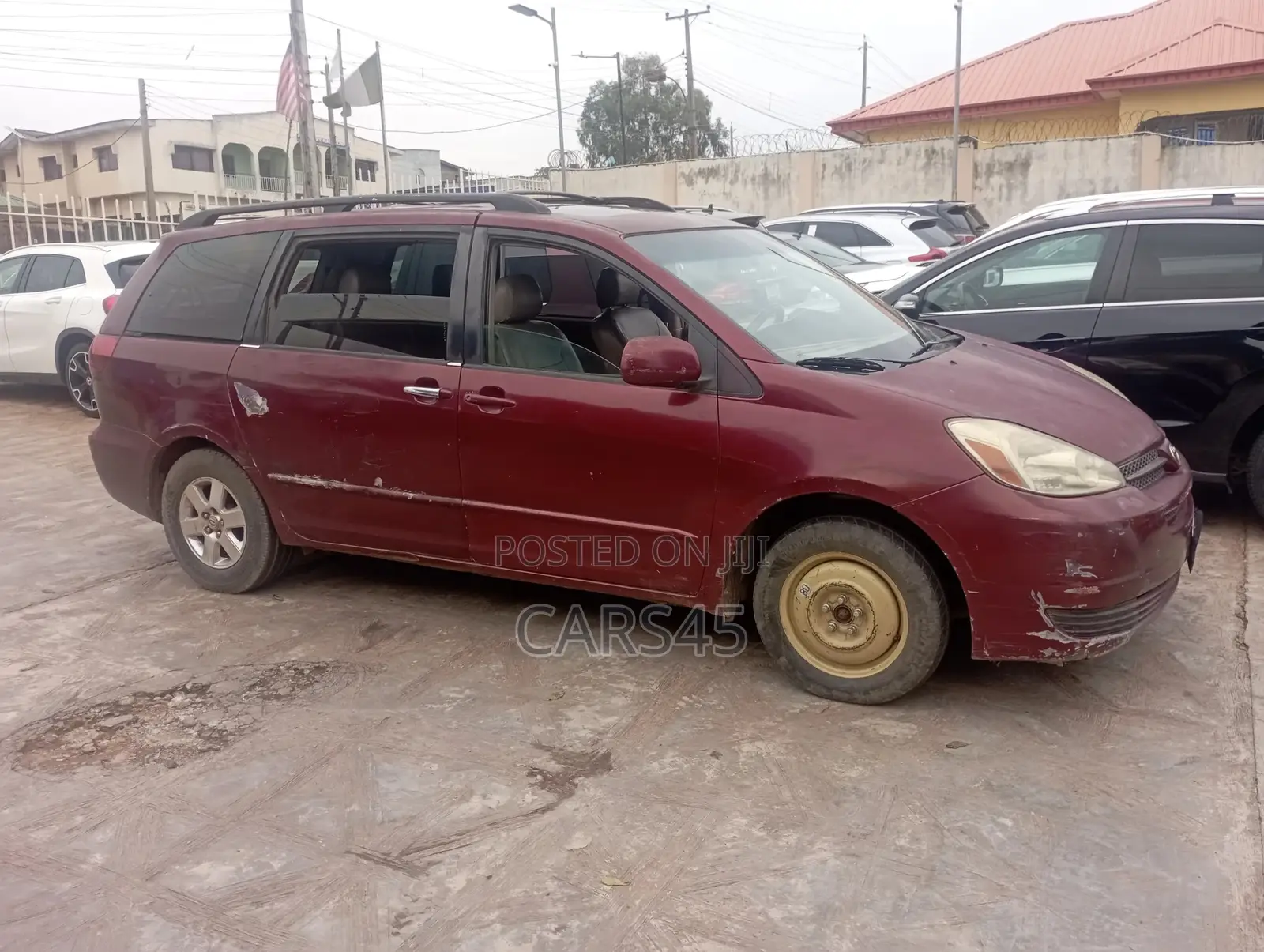 Toyota Sienna 2004 Red