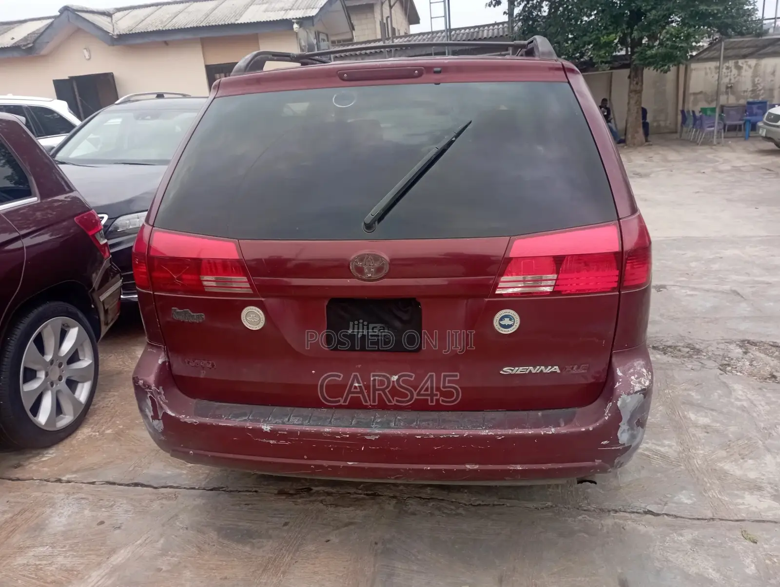 Toyota Sienna 2004 Red