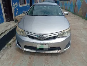 Toyota Camry 2014 Silver