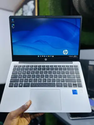 Laptop HP 240 G9 8GB Intel Core i5 SSD 512GB
