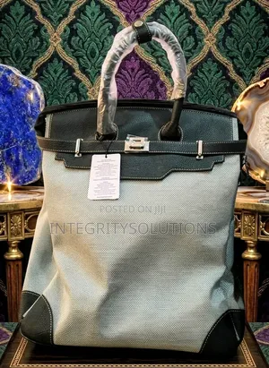 Travel Bag(Mafalda Della Scala Trolley)