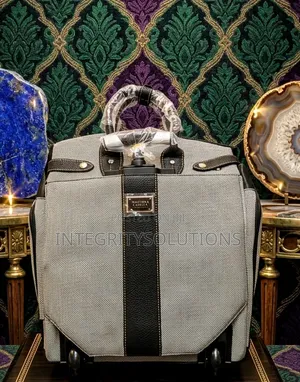 Travel Bag(Mafalda Della Scala Trolley)