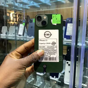 Apple iPhone 13 128 GB Green