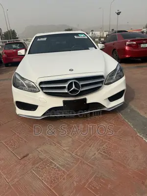 Mercedes-Benz E350 Base 4Matic Sedan AWD (3.5L 6cyl 7A) 2015 White