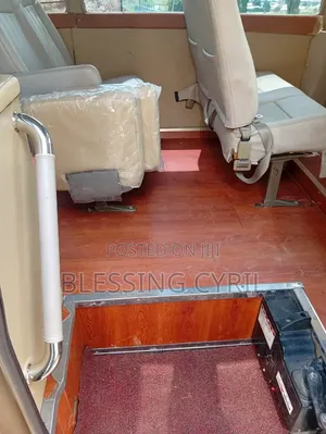 Toyota Coaster 2010 Gold