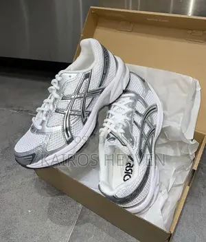 Unisex Sneakers