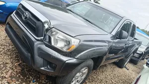 Toyota Tacoma 4dr Double Cab 2016 Gray