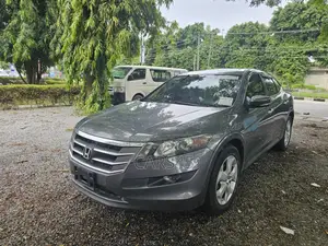 Honda Crosstour 2010 Gray