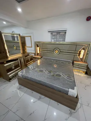 Contemporary 6/7 Bed