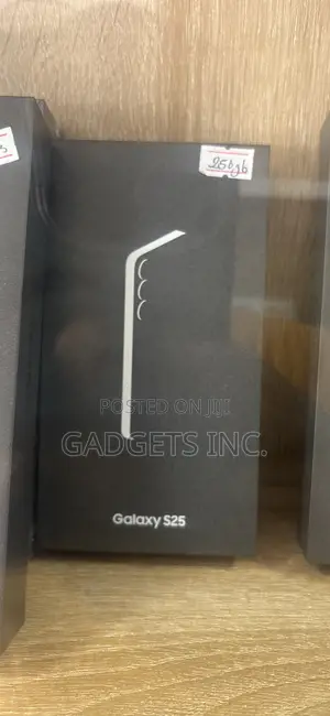 New Samsung Galaxy S25 256 GB Black