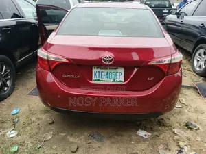 Toyota Corolla 2014 Red