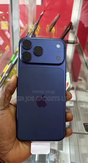 New Apple iPhone 17 Pro Max 256 GB Blue
