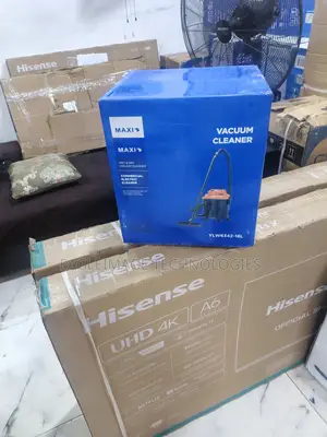 Professional Wet and Dry Vacuum Machine 18 Litres