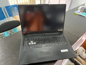 Laptop Asus TUF Gaming A17 16GB AMD Ryzen 7 SSD 512GB